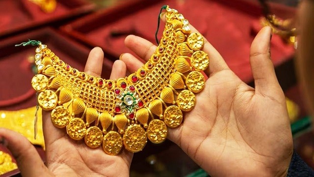 Price Of Gold Has Fallen : কমলো সোনার দাম