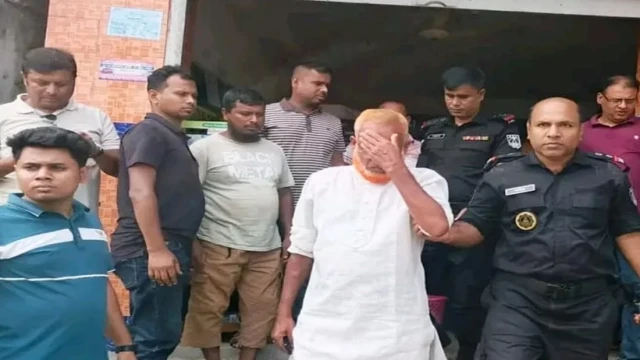 রায়পুরায় বিএনপির অফিস ভাঙচুর, ইউপি চেয়ারম্যান গ্রেপ্তার