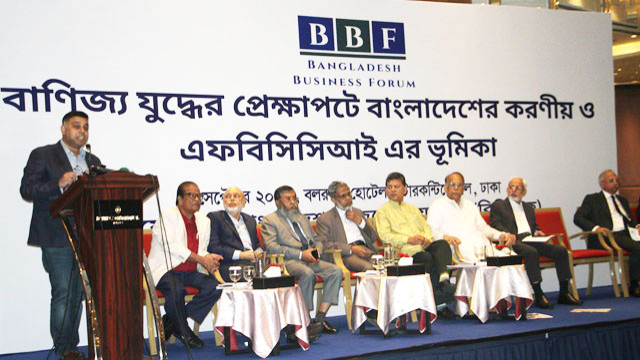 বৈশ্বিক বাণিজ্যিক অস্থিরতায়ও বাংলাদেশের সামনে বড় সুযোগ