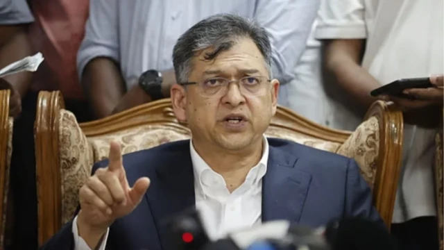 দু-একটি দল নির্বাচনী রোডম্যাপ নিয়ে ধোঁয়াশা সৃষ্টির চেষ্টা করছে: সালাহউদ্দিন আহমদ