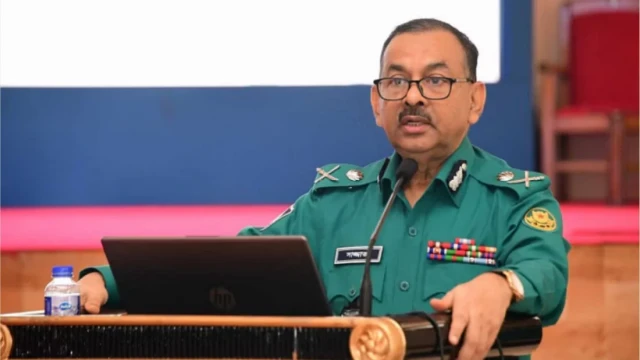 দুর্ভোগ এড়াতে ৯১ স্থানে সভা-সমাবেশ করার অনুরোধ ডিএমপি কমিশনারের
