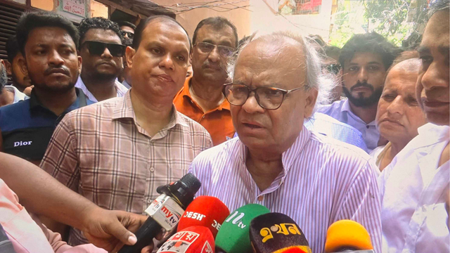 প্রশাসনে ঘাপটি মেরে থাকা লোকরাই হাসিনার পরিকল্পনা বাস্তবায়ন করছে: রিজভী