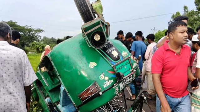 একসঙ্গেই থাকতেন প্রবাসী ৩ বন্ধু, একই বাইকে গেল প্রাণ