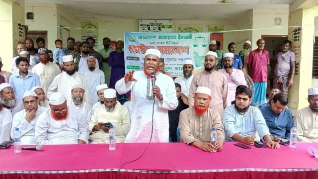বাংলাদেশে কেউ সংখ্যালঘু নয়, সকলেই সমান মর্যাদার অধিকারী: পরওয়ার