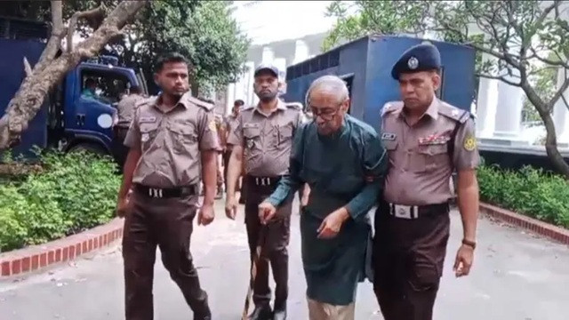 মর্যাদা বিবেচনায় কারাগারে ডিভিশন চাইলেন শাহরিয়ার কবির