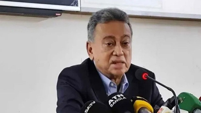 একদল মুক্তিযুদ্ধ, আরেকদল চব্বিশ বিক্রি করে আখের গোছাতে চায়: আমির খসরু