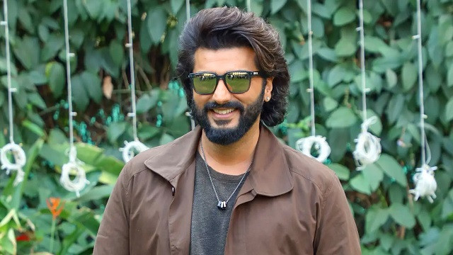 অর্জুন কাপুর ইনস্টাগ্রামে কেন কমেন্ট সেকশন বন্ধ করলেন?