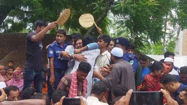 মায়ের জানাজায় অংশ নিতে প্যারোলে মুক্তি পেলেন যুবলীগ নেতা