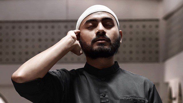 আজানের বাক্যগুলো আগে পরে হয়ে গেলে করণীয়