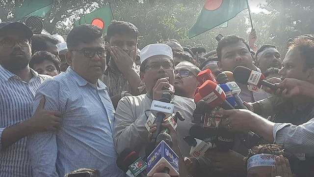 আমাদের বড় বিজয় হয়েছে, বুধবার থেকে শ্রেণিকক্ষে ফিরছি : আজিজী