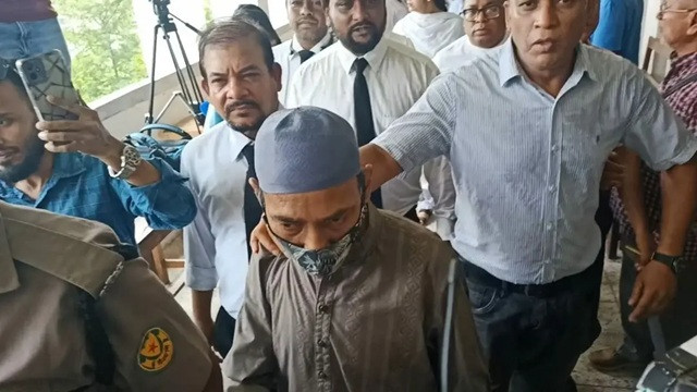 মেয়ে হত্যার রায় শুনতে আদালতে রামিসার বাবা