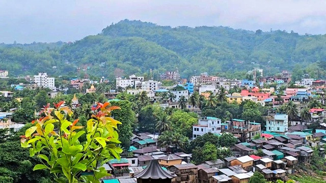 বান্দরবানে টানা বৃষ্টিপাত অব্যাহত, পৃথক দুর্ঘটনায় ২ জনের মৃত্যু