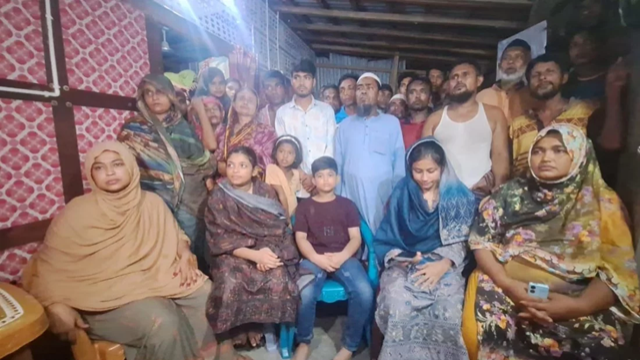 বরগুনায় স্বজনদের আহাজারি, এলাকা জুড়ে শোকের মাতম