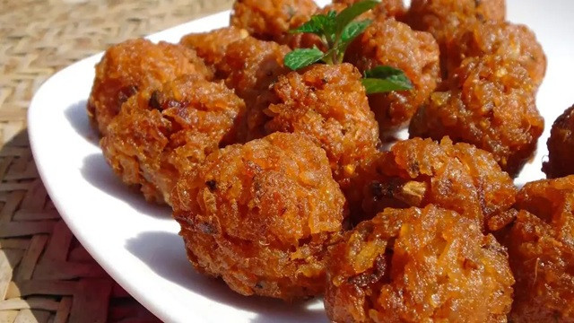 বাসি ভাত দিয়ে পাকোড়া তৈরির রেসিপি জেনে নিন