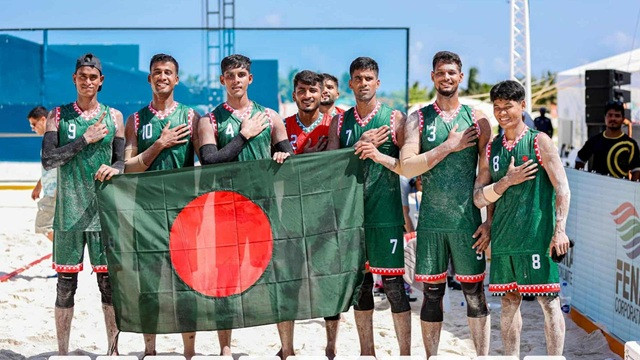 পাকিস্তানের কাছে হেরে ফাইনালের স্বপ্নভঙ্গ বাংলাদেশের