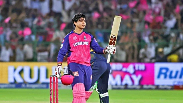 ১৪ বছরের বৈভব সূর্যবংশীর ব্যাটিং বিস্ময়: ভাঙলেন যত রেকর্ড