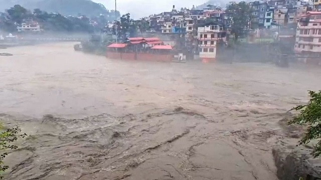 হিমাচল প্রদেশে প্রবল বৃষ্টিতে প্রাণহানি ৩১০, ভয়াবহ ক্ষতি