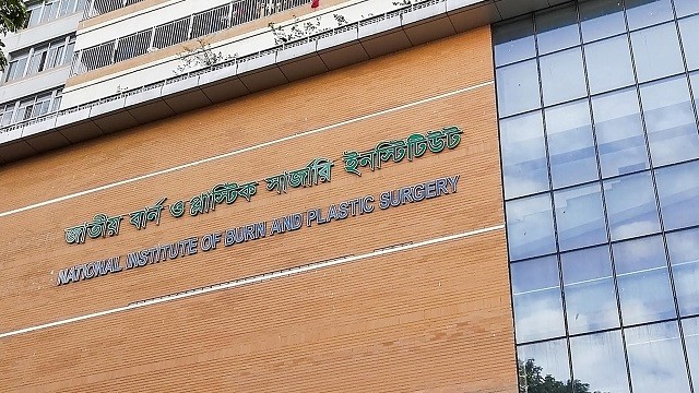 গাজীপুরে গ্যাস সিলিন্ডার বিস্ফোরণ : দগ্ধ ৩ জন বার্নে