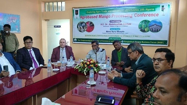 বিমানভাড়া ছাড়াই আমচাষি যেতে পারবেন আলজেরিয়া, বিনামূল্যে দেওয়া হবে জমিও