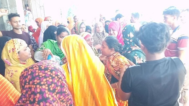 চুয়াডাঙ্গায় বাবা-ছেলেকে কুপিয়ে হত্যা