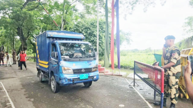  ভারতে ৫০০ কেজি চিনিগুঁড়া চাল উপহার পররাষ্ট্র মন্ত্রণালয়ের