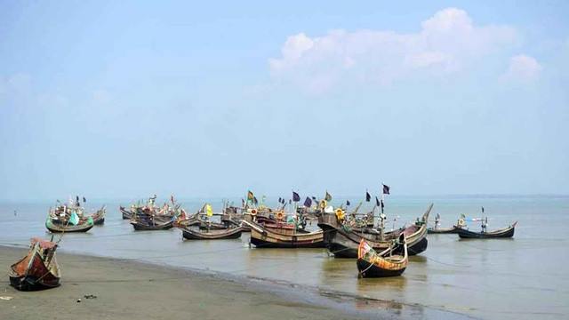 ৫৫ জেলে ফেরত দিল আরাকান আর্মি