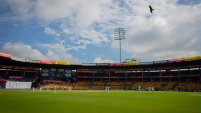 ১০ ব্যাটারই ফিরেছেন শূন্য রানে, ৪ রানেই অলআউট দল