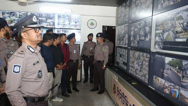 ৮১ পয়েন্টে ২৬৯ সিসিটিভি ক্যামেরা স্থাপন করলো সিএমপি