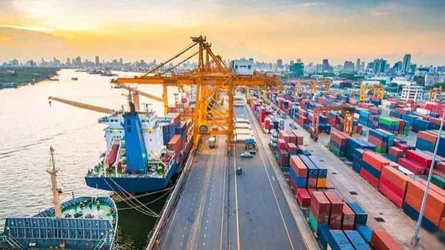 চট্টগ্রাম বন্দরে রাজস্ব প্রবৃদ্ধি বেড়েছে ৩৯৭ কোটি টাকা