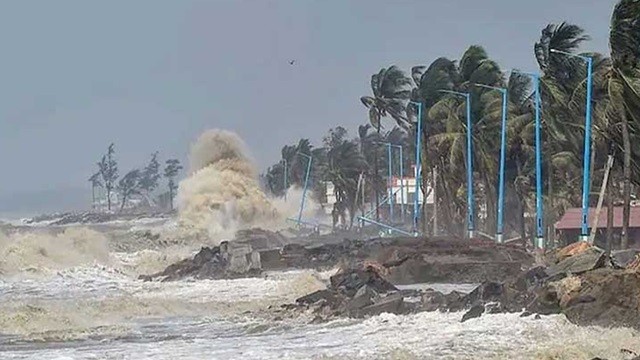 বিক্ষুব্ধ সাগর, চার সমুদ্রবন্দরে ৩ নম্বর সতর্ক সংকেত