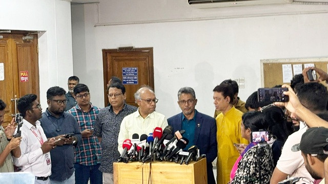 ২৮ পদে লড়তে চান ৬৫৮ প্রার্থী, মনোনয়ন সংগ্রহের শেষ দিনে জমা পড়ল ১০৬ ফরম