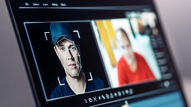 সোশ্যাল মিডিয়ায় ভুয়া এআই কন্টেন্ট শনাক্ত করবেন যেভাবে