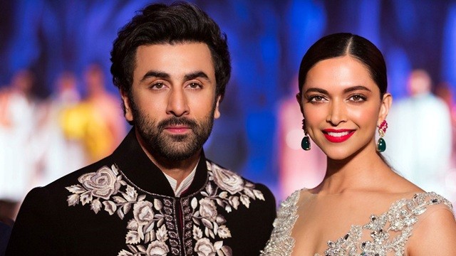 ‘খুনসুটি করছিলাম, রেগে ফোন ভেঙেছিল দীপিকা’