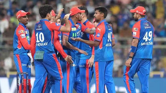 ম্যাচ হারের পর দিল্লি পেসারের ১০ শতাংশ জরিমানা
