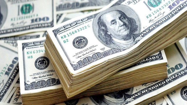 ২১ দিনে প্রবাসী আয় এলো দুই বিলিয়ন ডলার