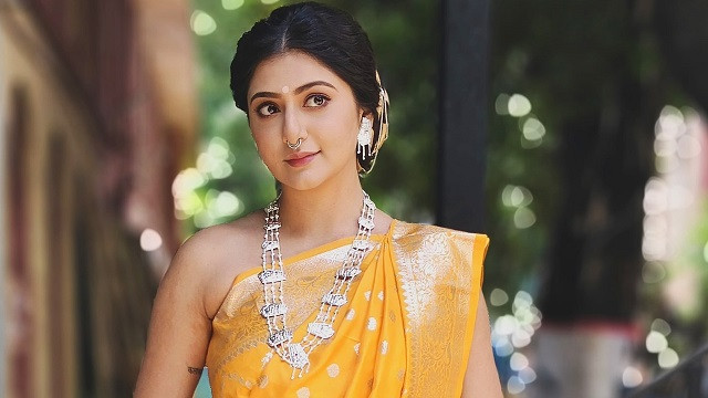 নতুন পরিচয়ে অভিষেক স্বীকৃতি মজুমদারের