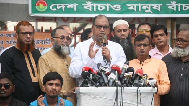 ‘ভারত ফ্যাসিস্টকে জায়গা দিয়ে নিজেকেও ফ্যাসিস্ট প্রমাণ করেছে’