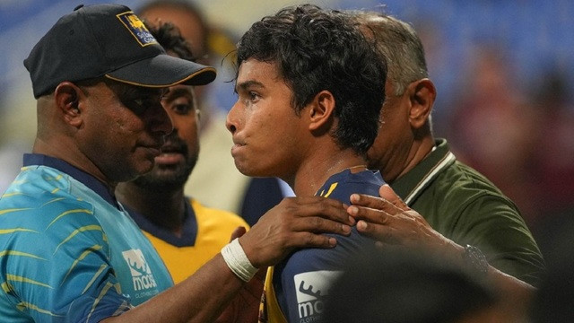 বাবা হারানো ভেল্লালাগের প্রতি জয়সুরিয়ার আবেগঘন বার্তা
