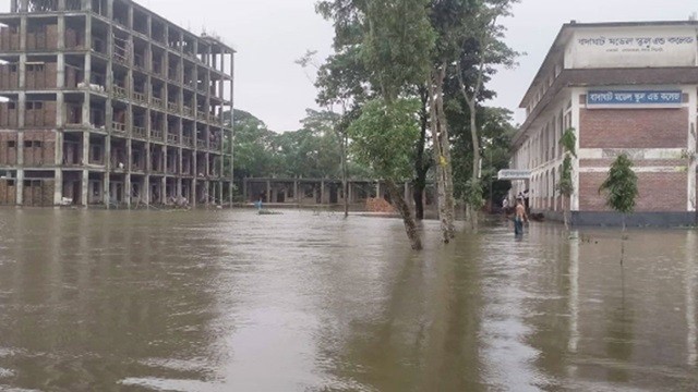 বন্যাকবলিত এলাকায় স্থগিত থাকবে পরীক্ষা : শিক্ষামন্ত্রী