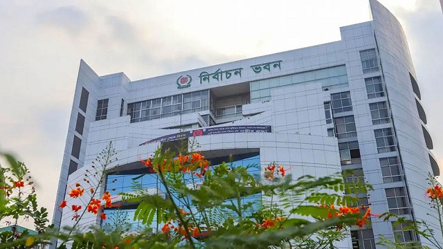 অস্তিত্বের প্রশ্নে হিম্মতের সঙ্গে কাজ করতে হবে : ইউএনওদের ইসি