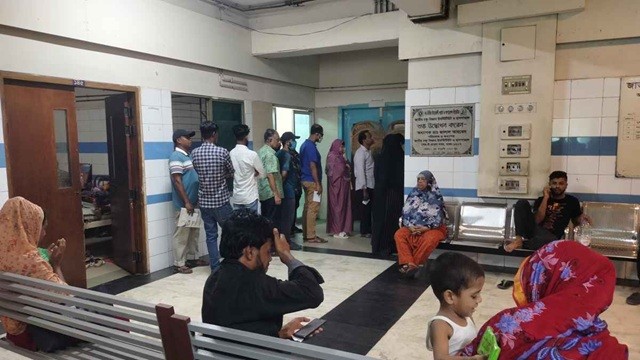 জাতীয় চক্ষু বিজ্ঞানে সীমিত পরিসরে আউটডোর সেবা চালু