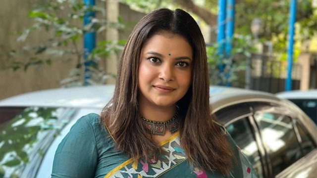 যারাই ক্ষমতায় আসবে তারাই চুরি করবে: শবনম ফারিয়া