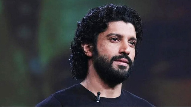 গাড়িতে তেল ভরতে দিয়ে ১২ লাখ টাকা খোয়ালেন ফারহান, ড্রাইভার গ্রেপ্তার