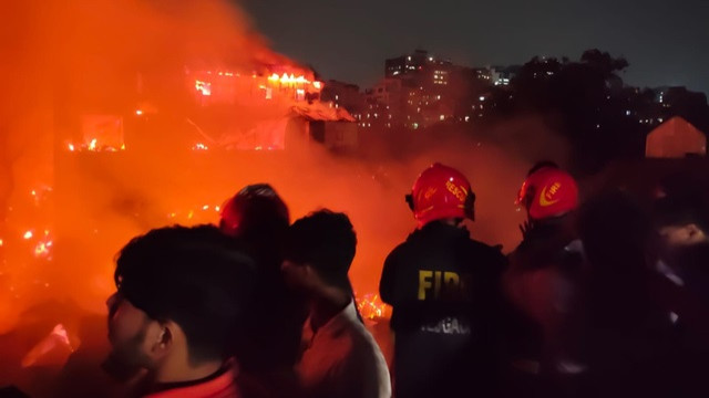 কড়াইল বস্তির আগুনের ঘটনায় ৫ সদস্যের কমিটি গঠন