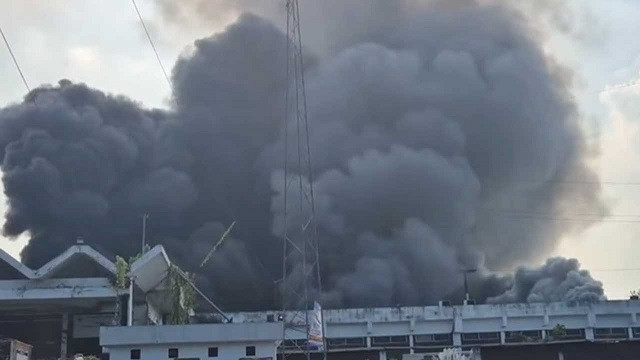 শাহজালাল বিমানবন্দরে বিমান ওঠানামা সাময়িক স্থগিত