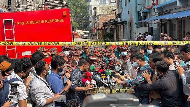 আগুন সম্পূর্ণ নেভানোর পর বলা যাবে আর কোনো মরদেহ রয়েছে কি না