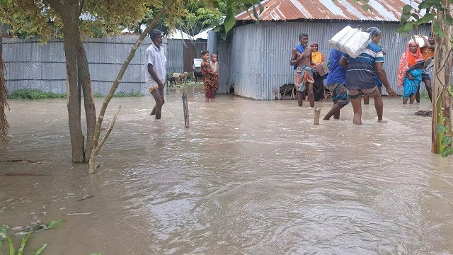 কুড়িগ্রামে নিম্নাঞ্চল প্লাবিত, ১২২৭ হেক্টর ফসলি জমি পানিতে নিমজ্জিত