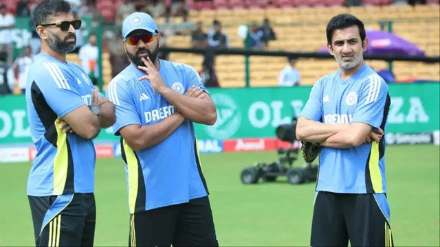 চাকরি গেল চ্যাম্পিয়ন্স ট্রফি জেতানো ভারতীয় কোচের