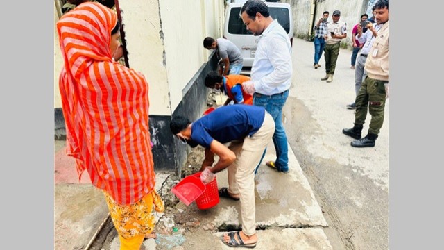 মার্সষ্টিচ এর সৌজন্যে পরিচ্ছন্নতা কার্যক্রম