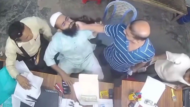 চাঁদা না দেওয়ায় দাড়ি ধরে টান-অকথ্য গালাগালি, ভিডিও ভাইরাল